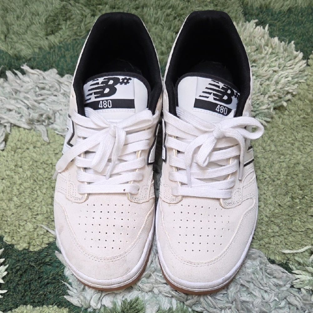 New Balance Men's Cream and Black Sneakers
